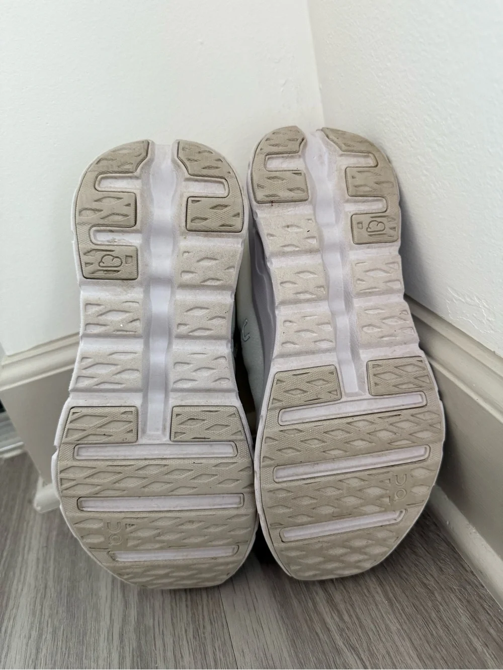 On Running Cloudtilt Womens White Lightweight Running Shoes